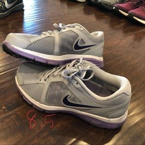 Women’s Nike shoes